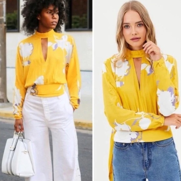 Free People Women’s Say You Love Me Yellow Floral Side Tie Blouse, size XS - Picture 1 of 13